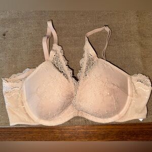 SPANX Lace Underwire Undie-tectable Bra in Cream